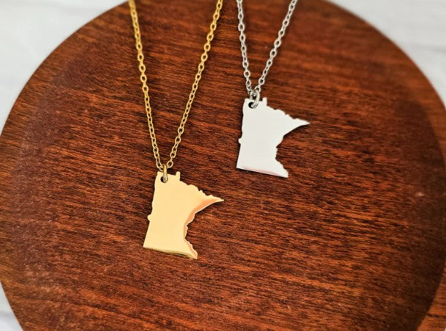 Minnesota Pendant Necklace (1 total)